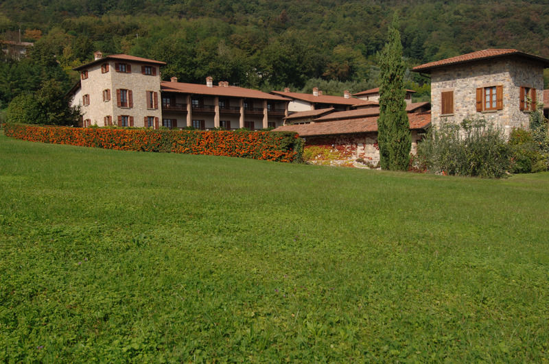 Готель Relaisfranciacorta Корте-Франка Екстер'єр фото