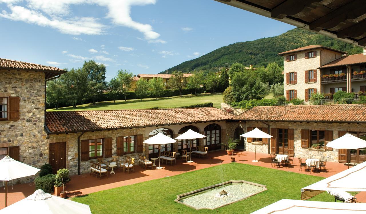 Готель Relaisfranciacorta Корте-Франка Екстер'єр фото