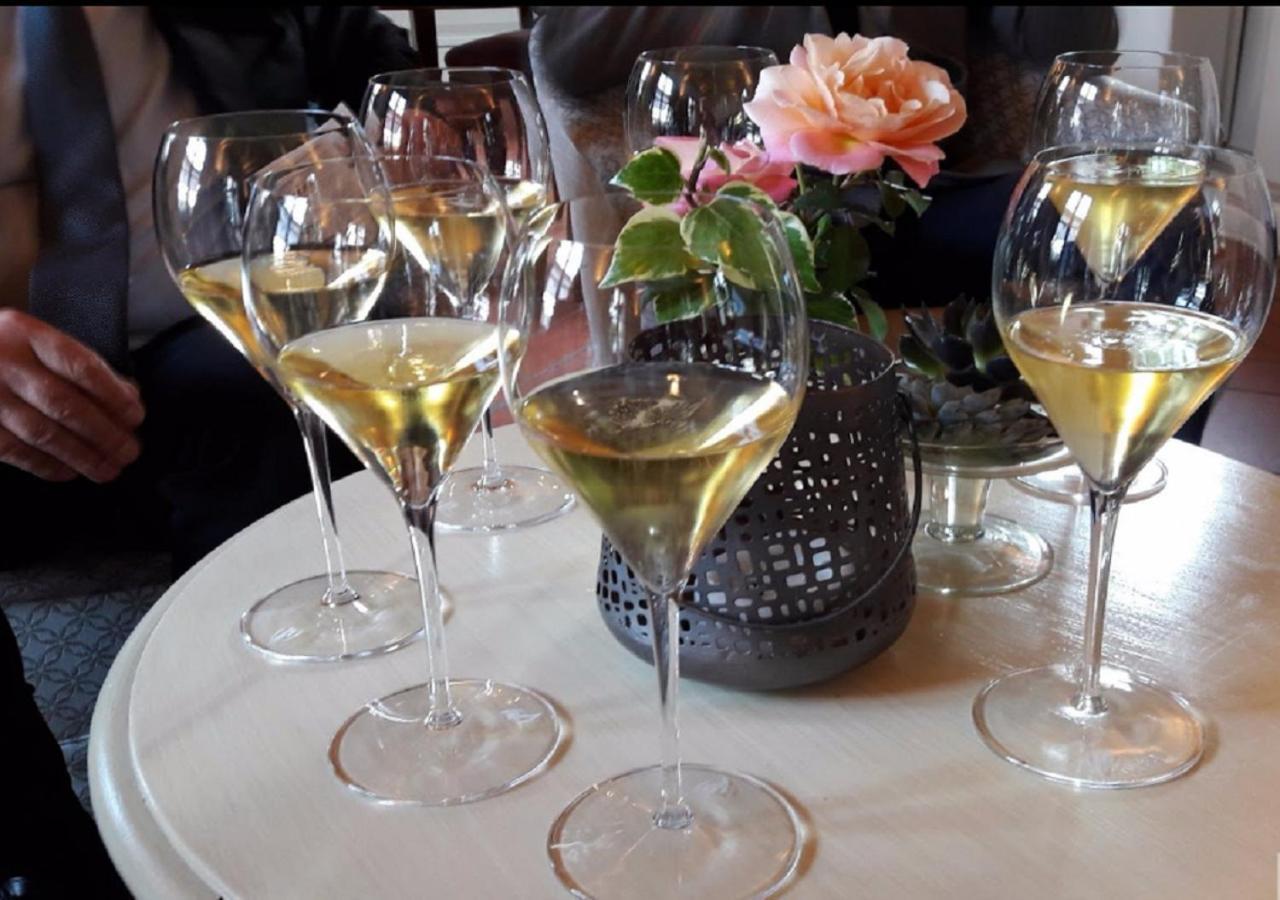 Готель Relaisfranciacorta Корте-Франка Екстер'єр фото